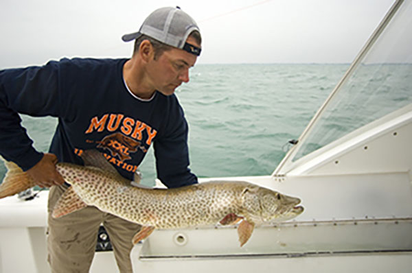 Michigan Muskie Angler
