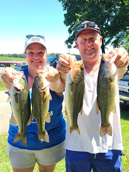 Loren and Carrie Crosbie (Osceola) - 4th Place