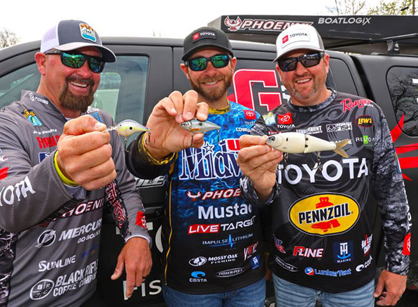 Toyota Pros