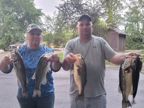 Tim and Daisy Tucker - 1st Place
