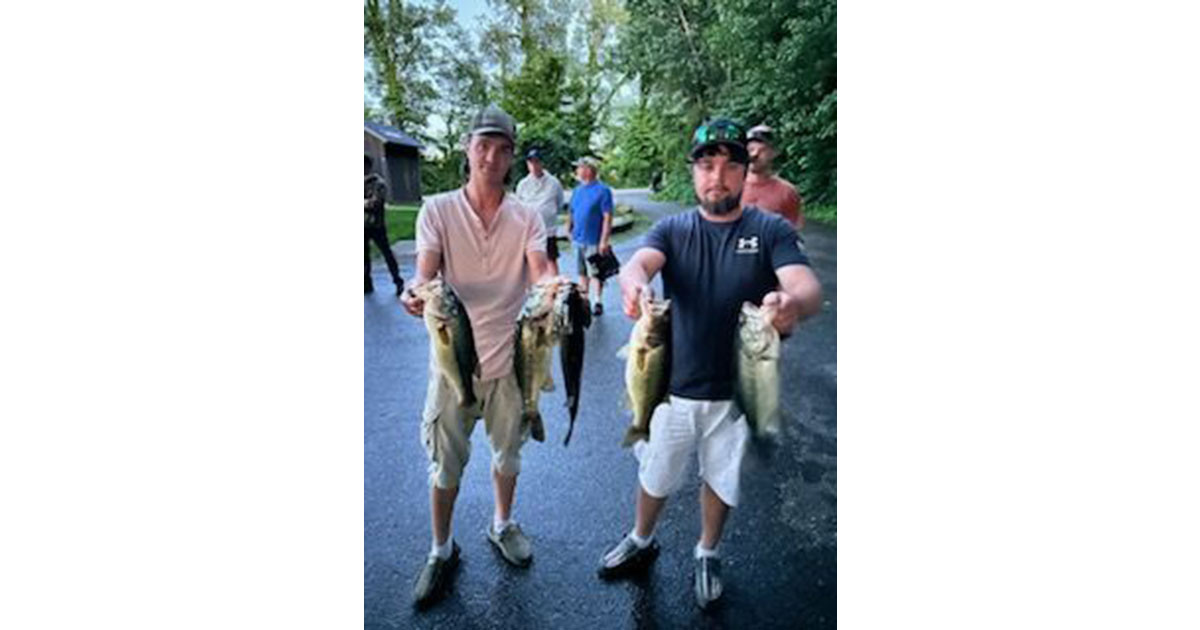 Chris Yoder and Edward Bontrager - 1st Place