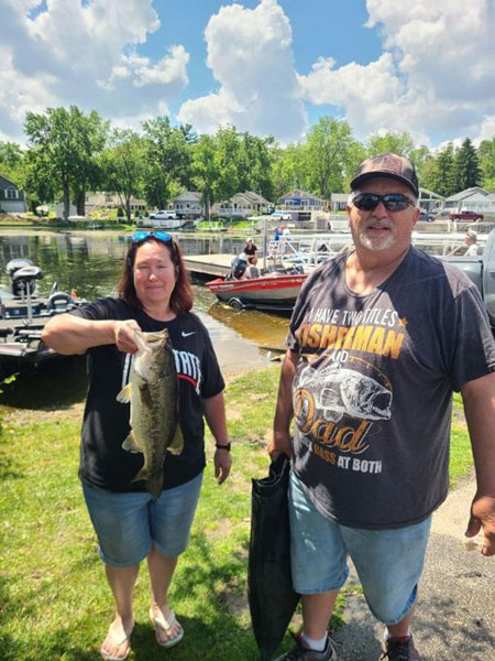 Scott and Robin Parr - Big Bass