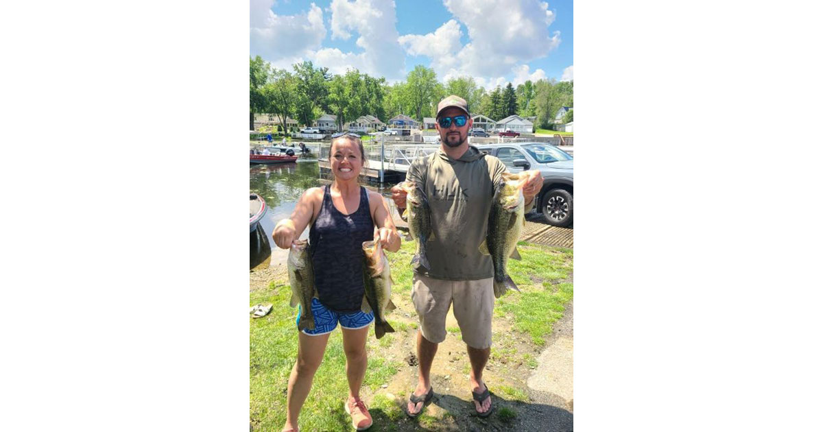 Ryan and Alyssa Yoder - 1st Place