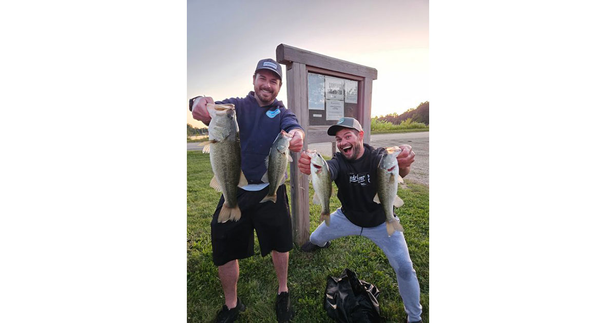 Derek Kelly and Jordan Smith - 1st Place
