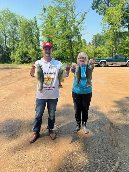 Rob and Kim Swem - Big Bass