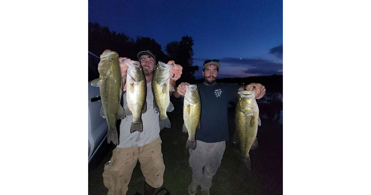 Steven Wickey and Irvin Yoder - 1st Place