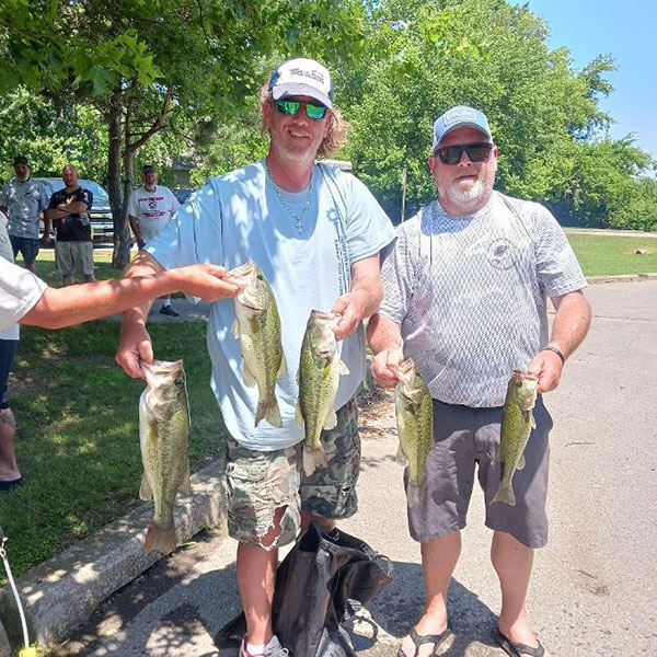 laceDustin Wynburg and Chad Hodge - 2nd Place