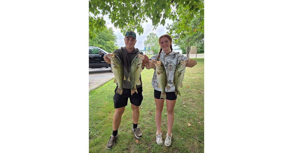 Tanner Hursh and Haley Dodd - 1st Place