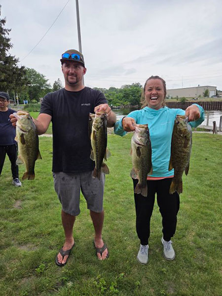 Ryan and Alyssa Yoder - 3rd Place