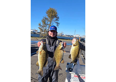 Big Smallmouth Dominate Top Finishers at Benton Harbor Sunday