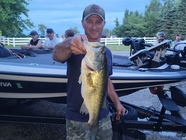 Manny Schwartz - BAFA Fishing second big bass