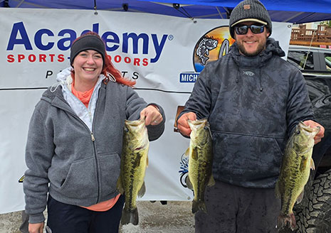 Kaser and Bermes Win MFL at Maxinkuckee in Close Finish