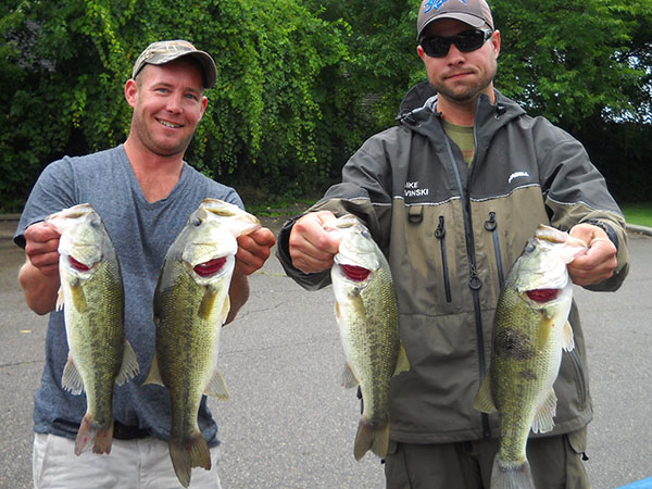 Pink Finesse Worms Fool White Lake Bass in R&B Classic