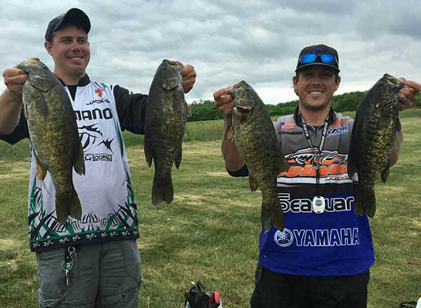 Spawning smallmouth dominate catches in R&B Lake Michigan event.